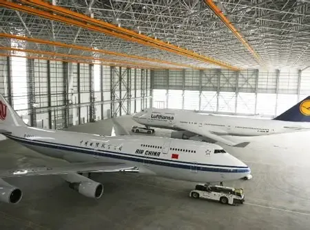 Steel Structure Underhâld Hangar